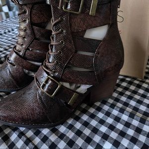 Matisse Getty brown snake boots